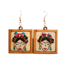 Bild von handbestickte Ohrringe - Frida Kahlo